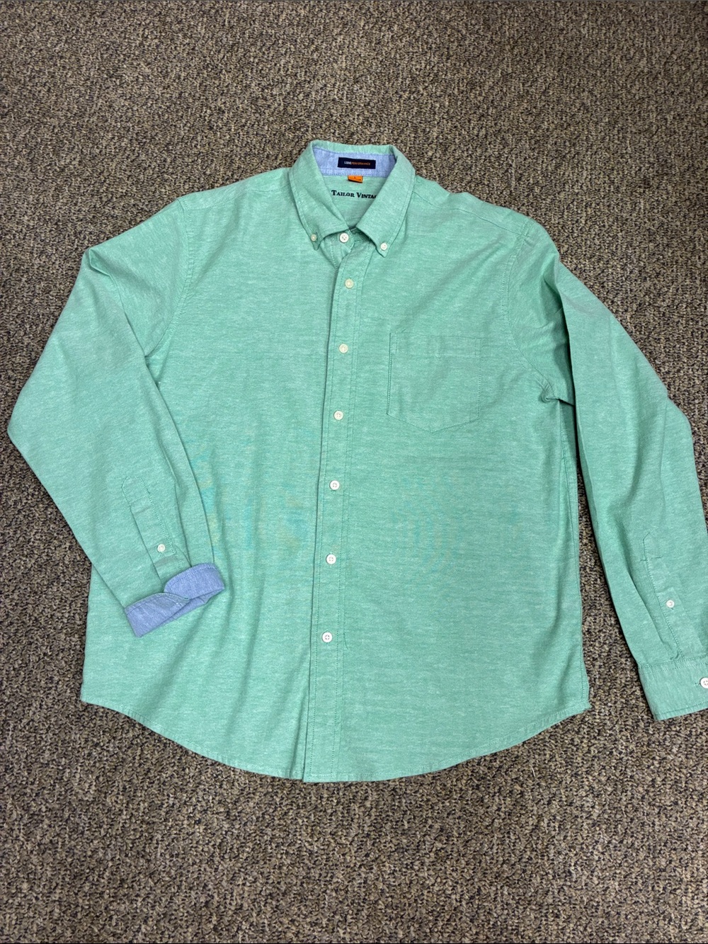 Tailor Vintage Men’s Mint Green Button-Down Shirt